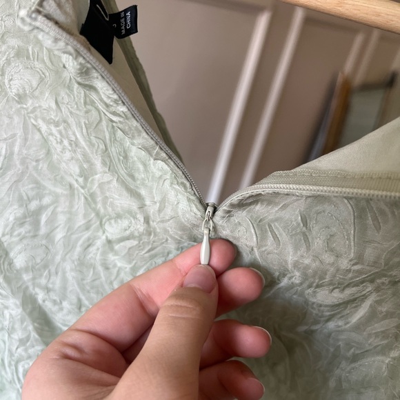 Lulu’s Romantic Waltz Sage Green Organza Puff Sleeve Mini Dress. Size: Small - Picture 7 of 8